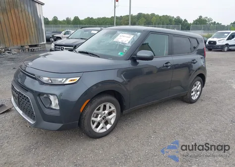 2021 Kia Soul S z USA, uszkodzony, nr VIN KNDJ23AU7M7760845